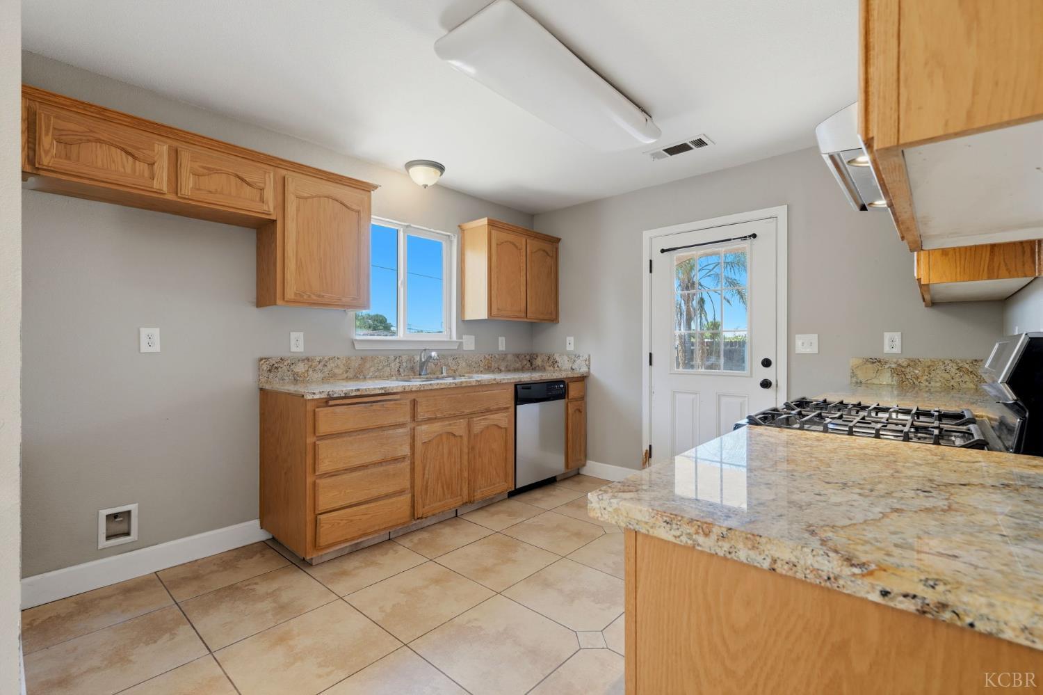 1106 Patterson Ave, Corcoran, CA 93212