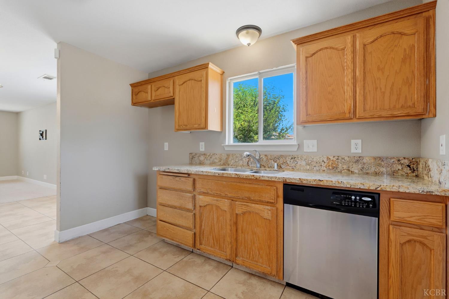 1106 Patterson Ave, Corcoran, CA 93212