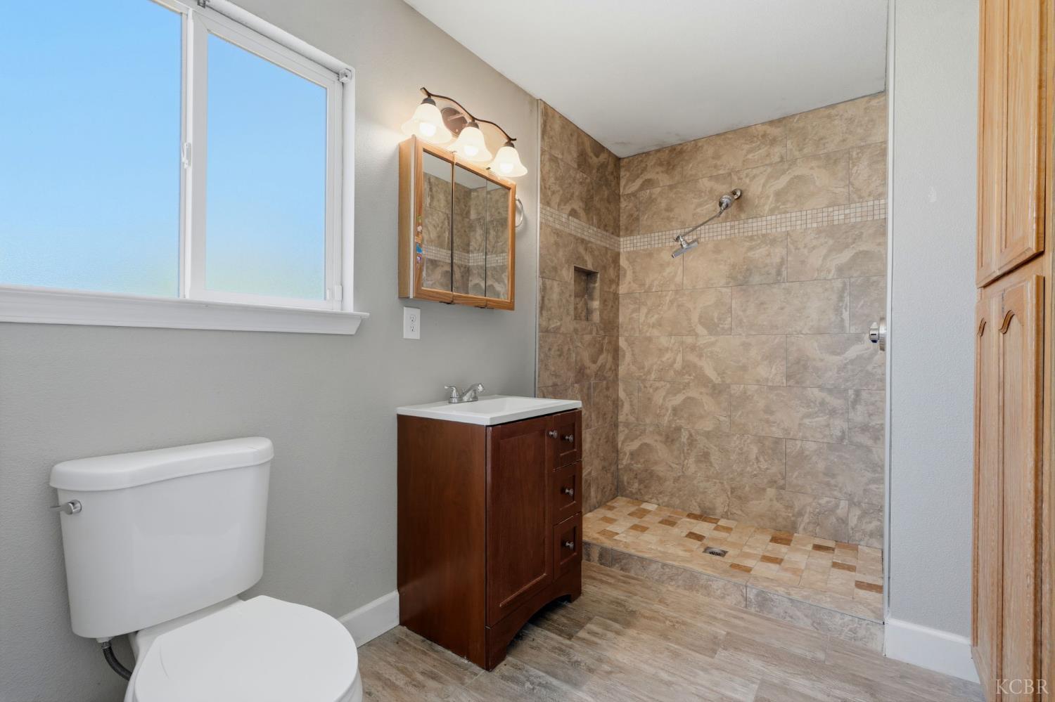 1106 Patterson Ave, Corcoran, CA 93212