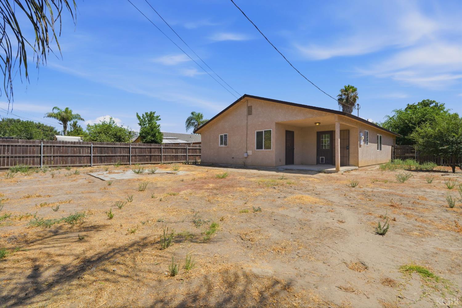 1106 Patterson Ave, Corcoran, CA 93212