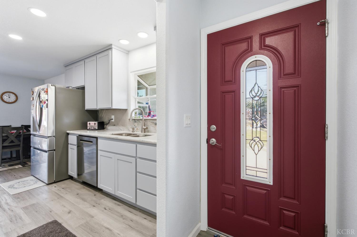 839 Camellia Ln, Lemoore, CA 93245