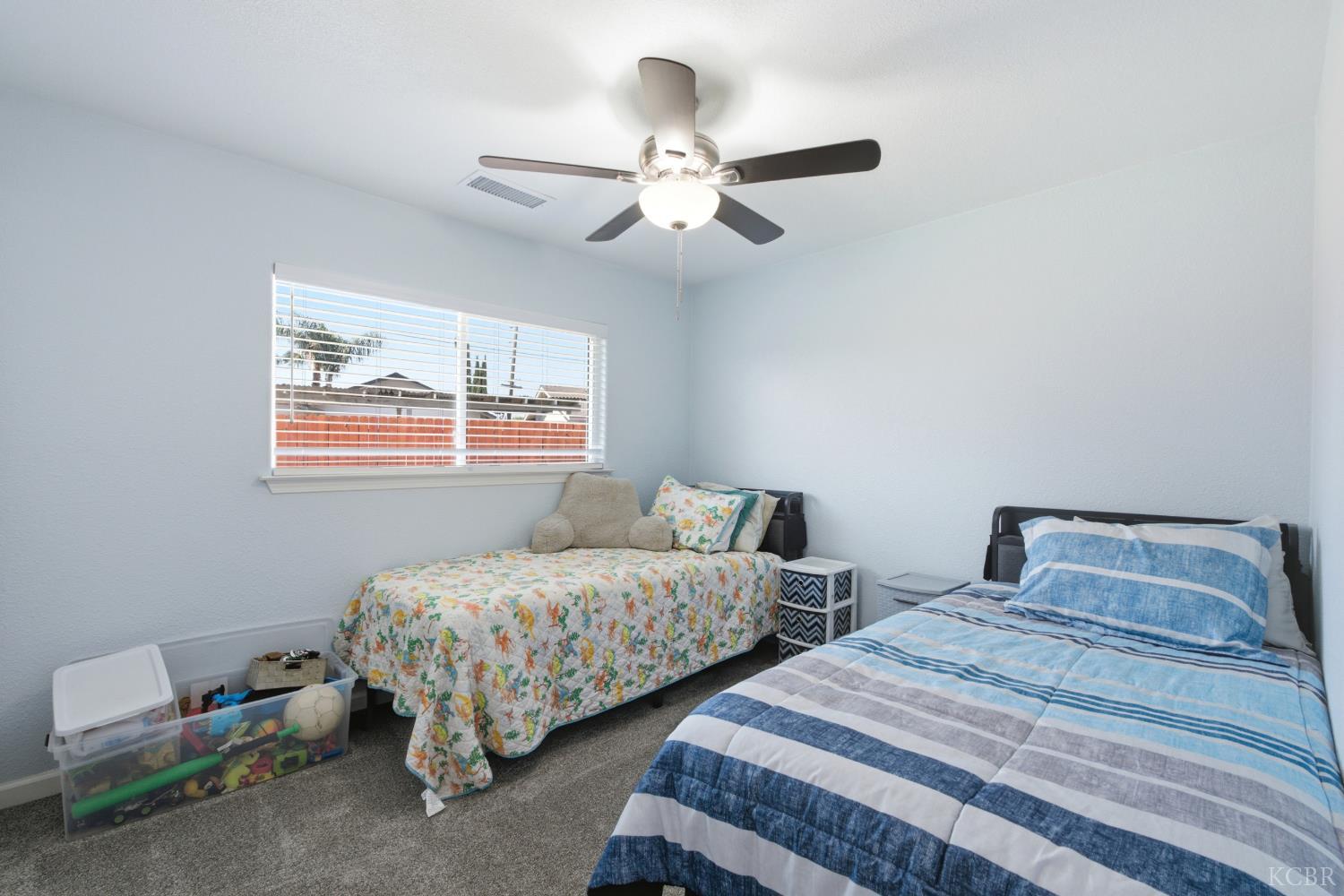 839 Camellia Ln, Lemoore, CA 93245