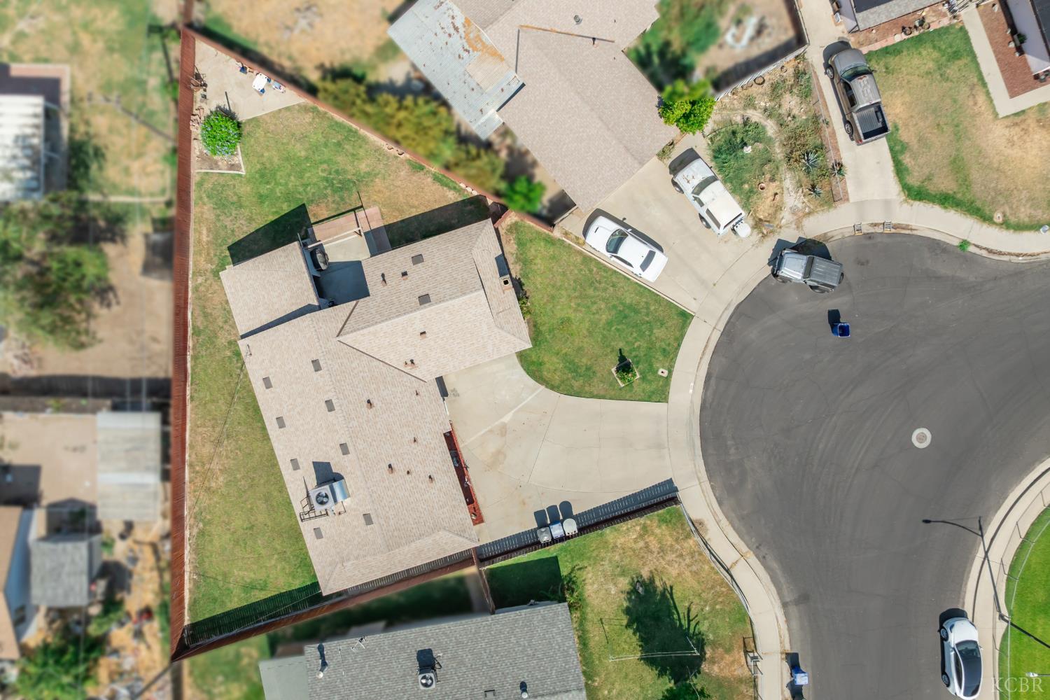 839 Camellia Ln, Lemoore, CA 93245