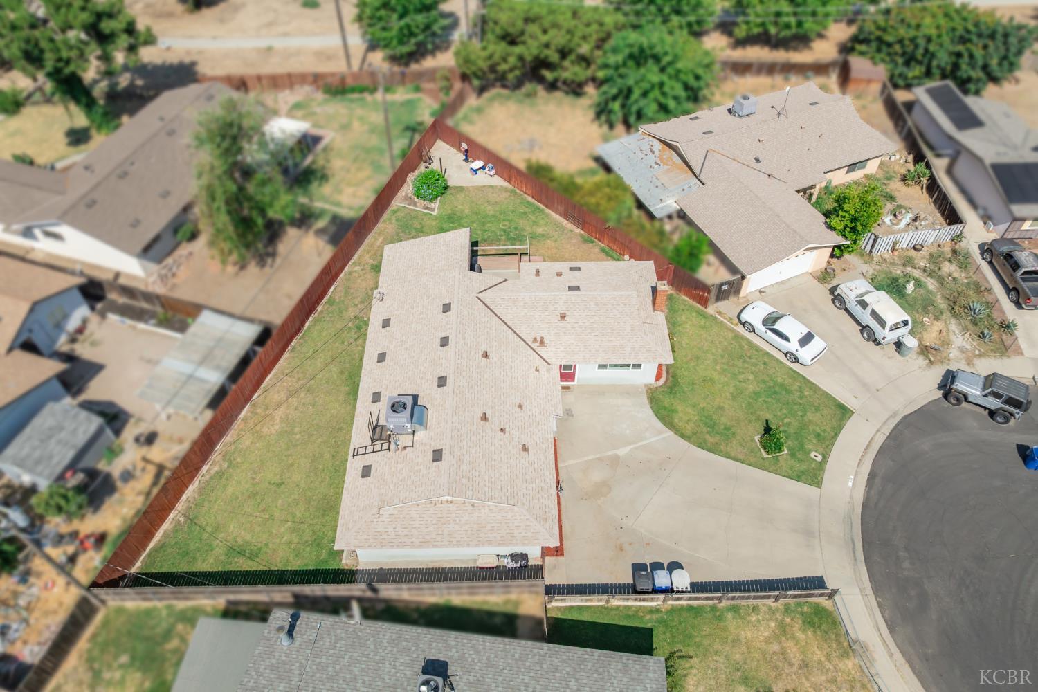 839 Camellia Ln, Lemoore, CA 93245