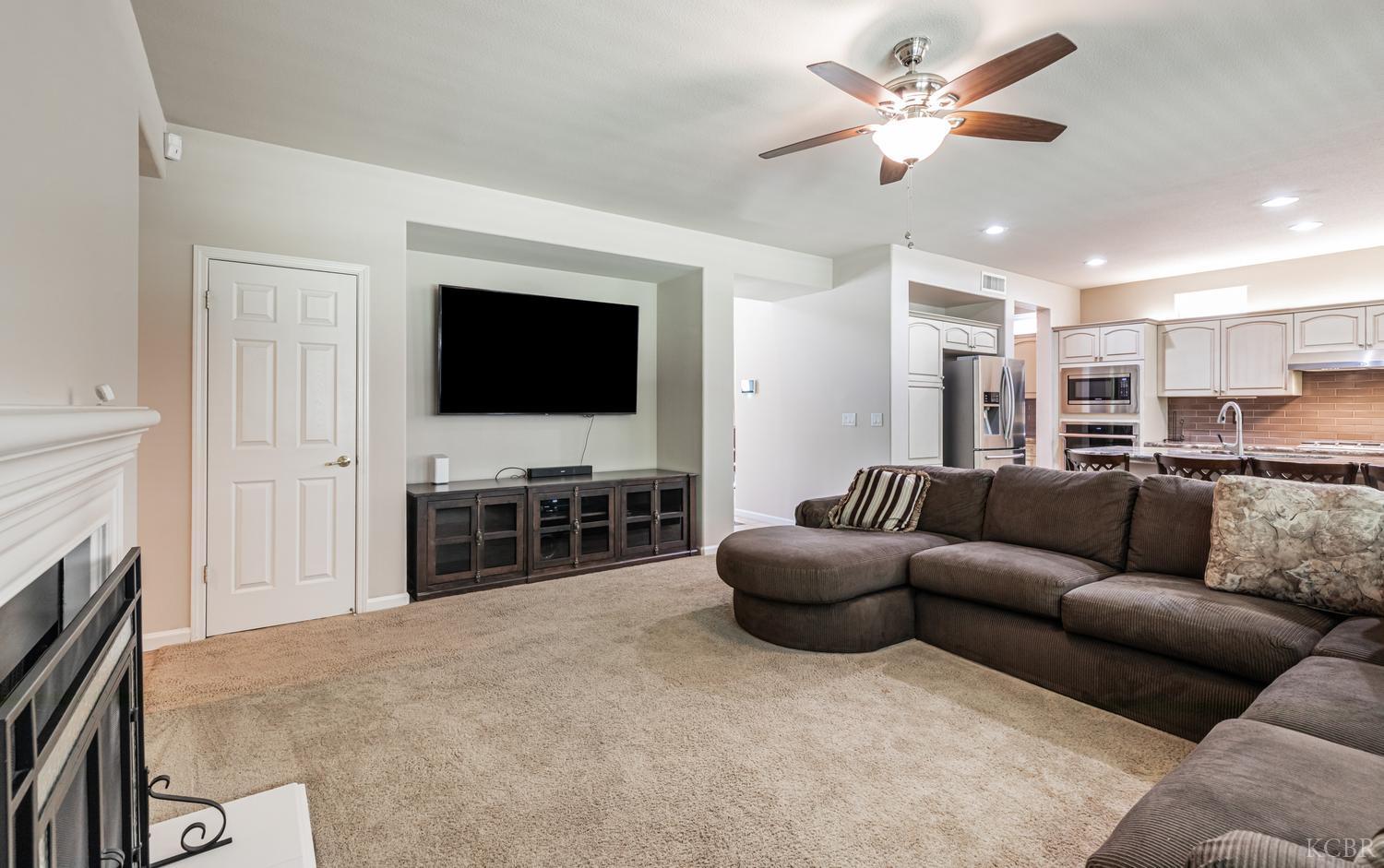 4683 N Arrow Ridge Way, Clovis, CA 93619