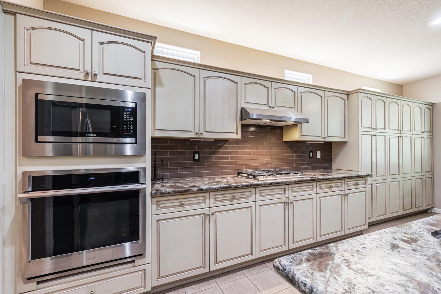 4683 N Arrow Ridge Way, Clovis, CA 93619