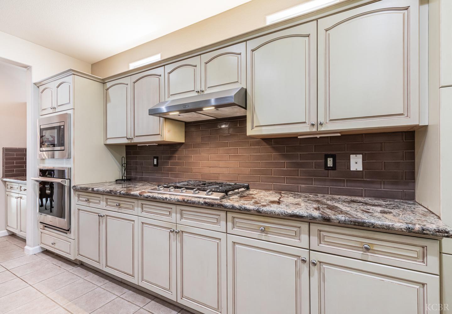 4683 N Arrow Ridge Way, Clovis, CA 93619