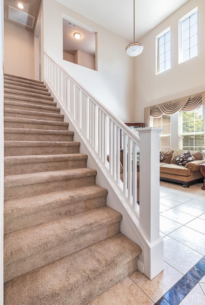 4683 N Arrow Ridge Way, Clovis, CA 93619