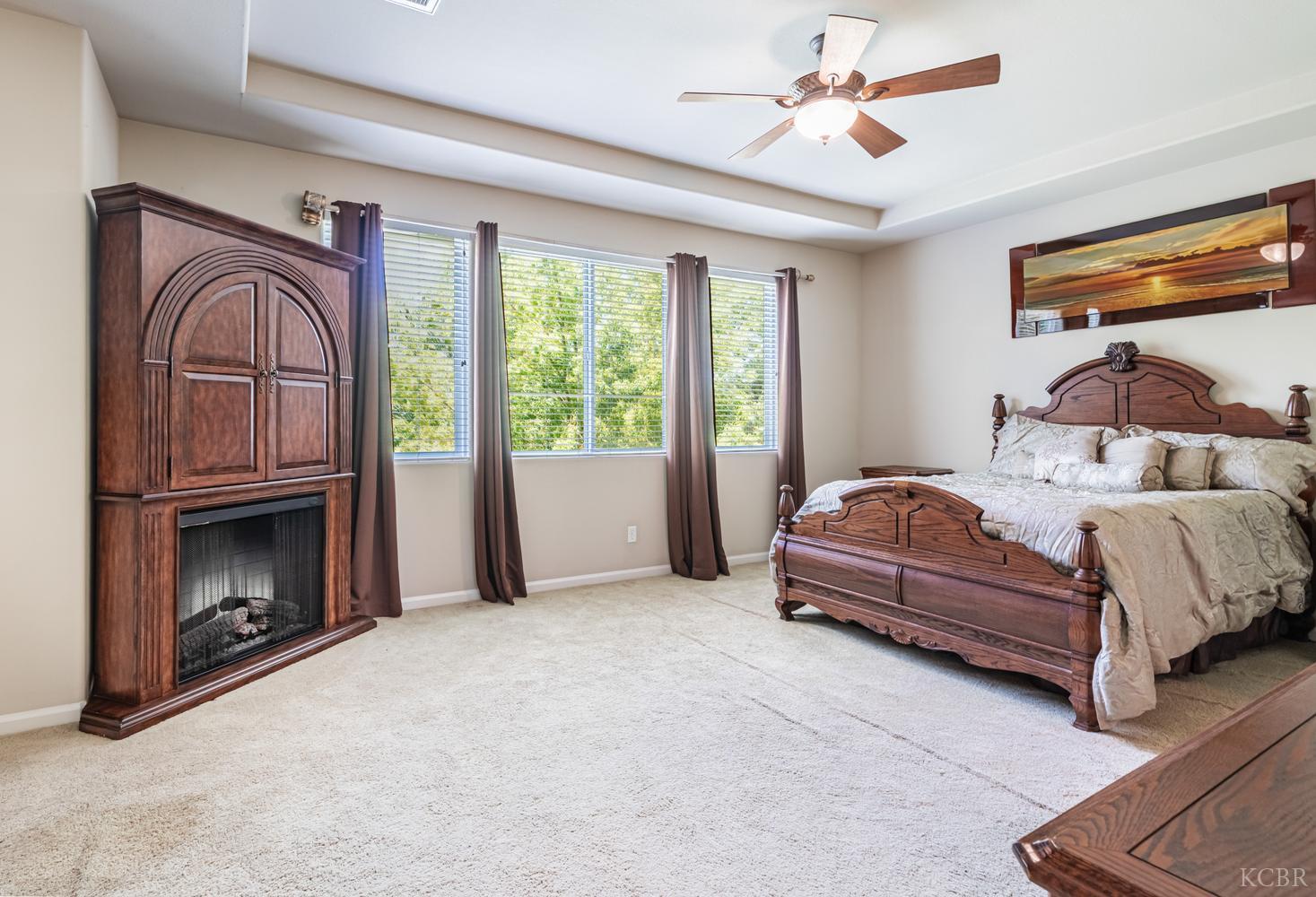 4683 N Arrow Ridge Way, Clovis, CA 93619