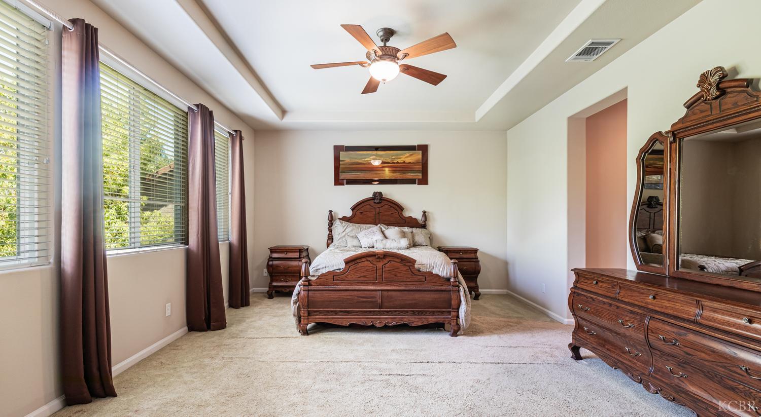 4683 N Arrow Ridge Way, Clovis, CA 93619
