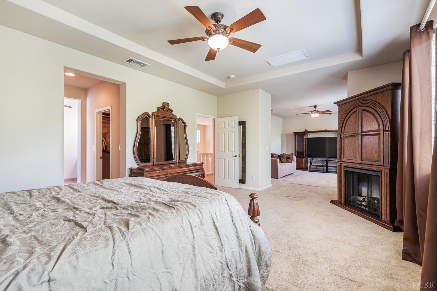 4683 N Arrow Ridge Way, Clovis, CA 93619