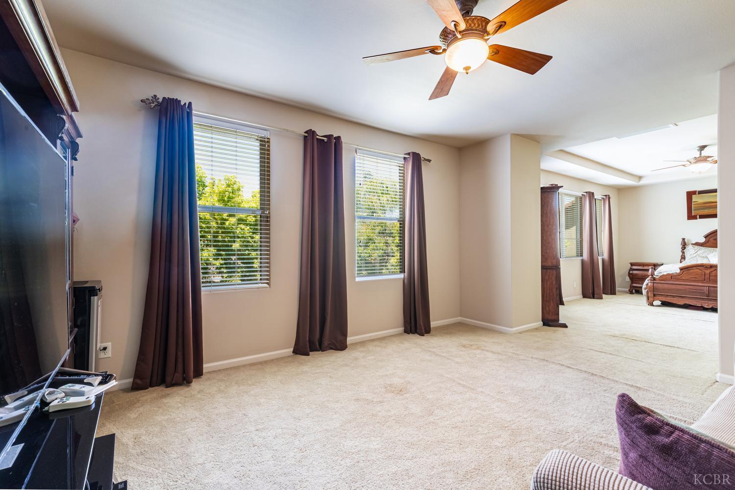 4683 N Arrow Ridge Way, Clovis, CA 93619