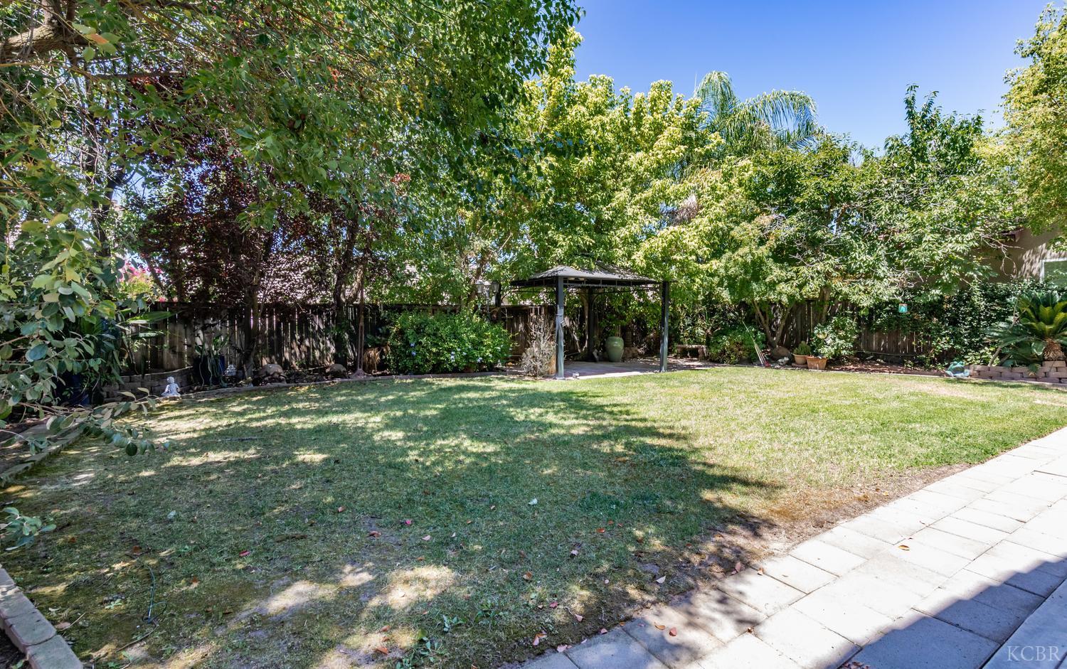 4683 N Arrow Ridge Way, Clovis, CA 93619