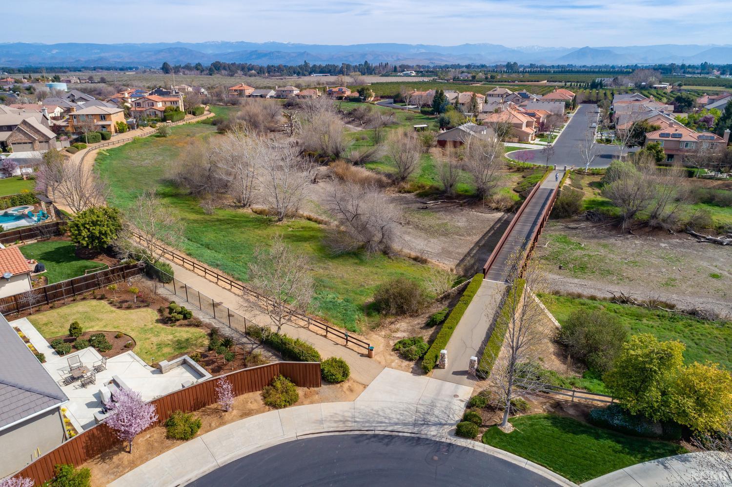 4683 N Arrow Ridge Way, Clovis, CA 93619