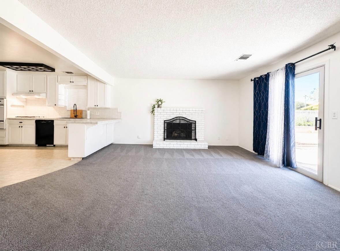 544 Meadow Lane, Lemoore, CA 93245