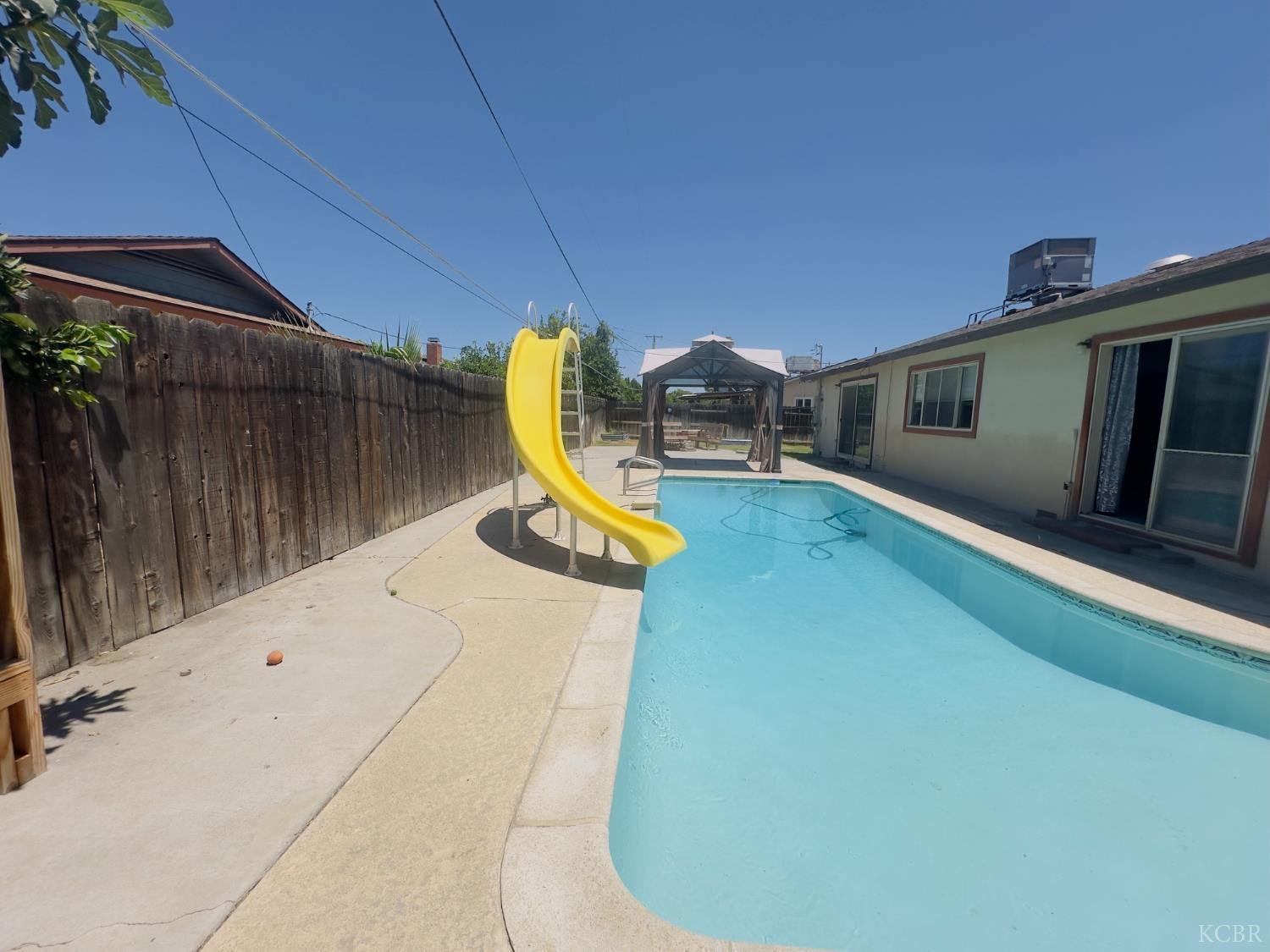544 Meadow Lane, Lemoore, CA 93245