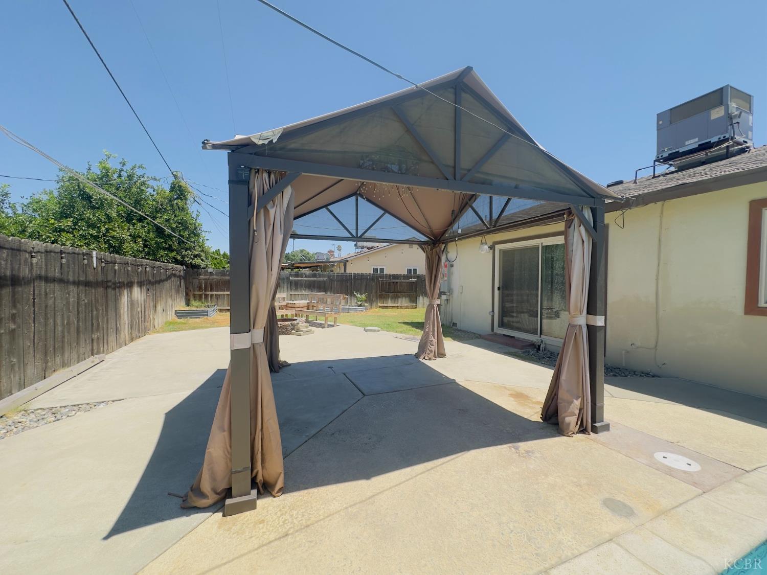 544 Meadow Lane, Lemoore, CA 93245