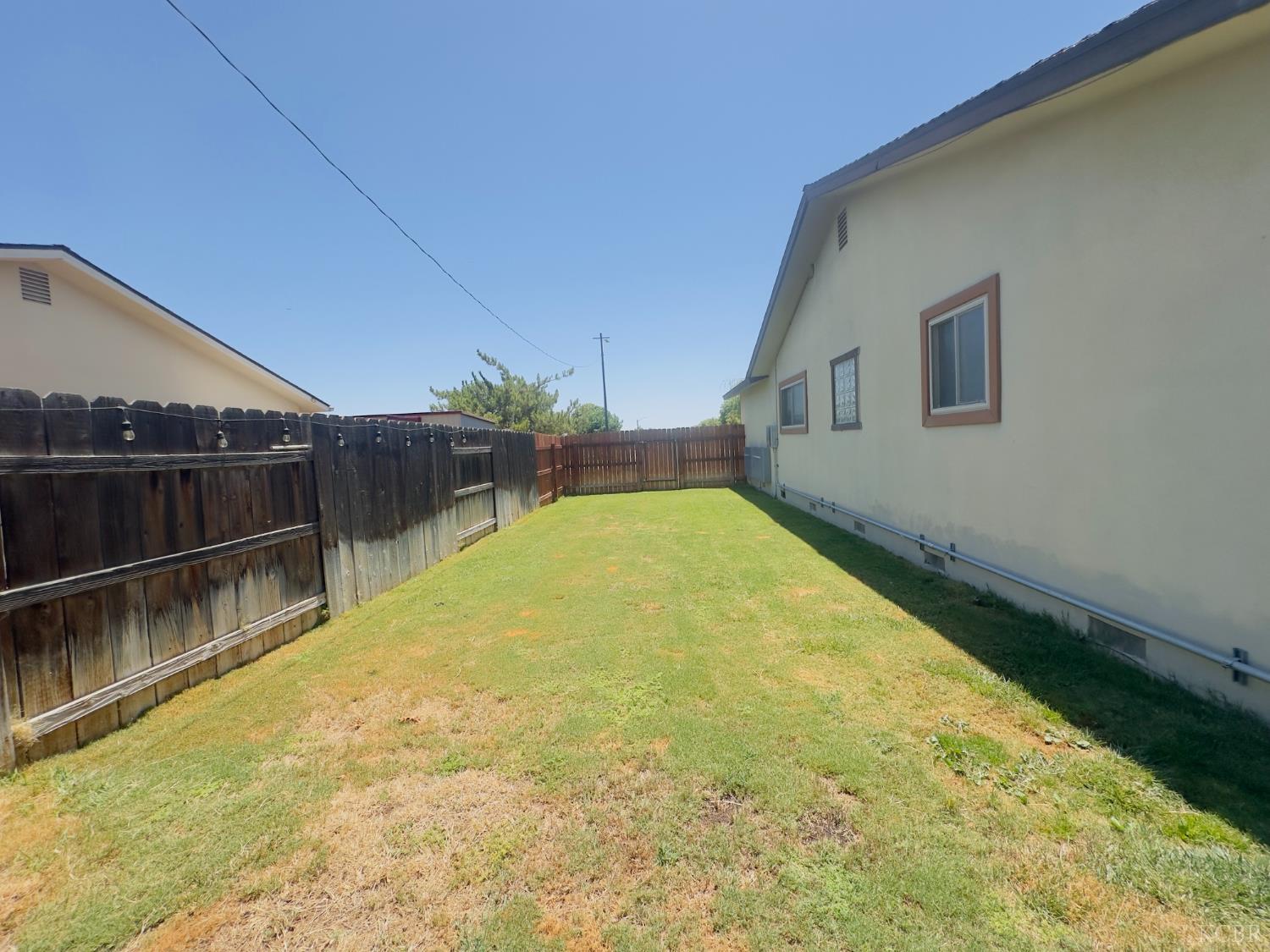 544 Meadow Lane, Lemoore, CA 93245