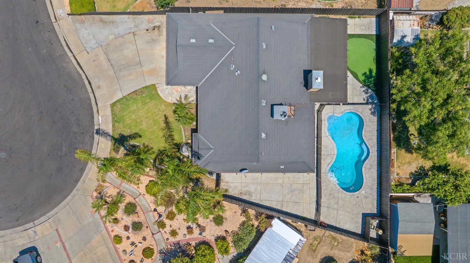 2175 Beechwood Ct, Hanford, CA 93230