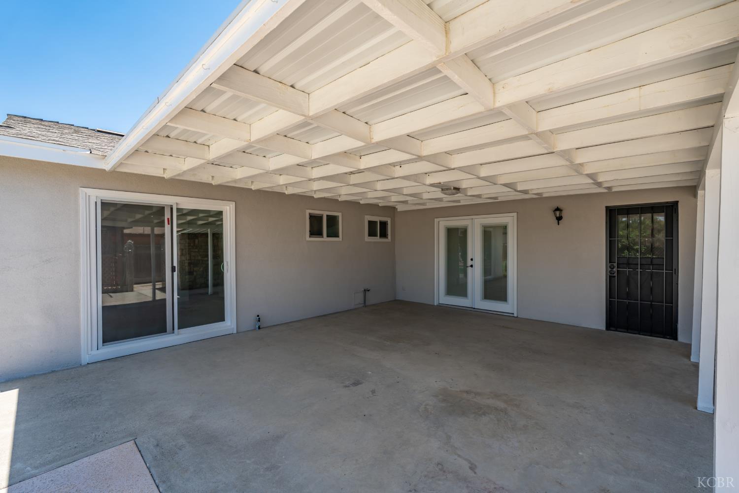 144 W Cortner St, Hanford, CA 93230