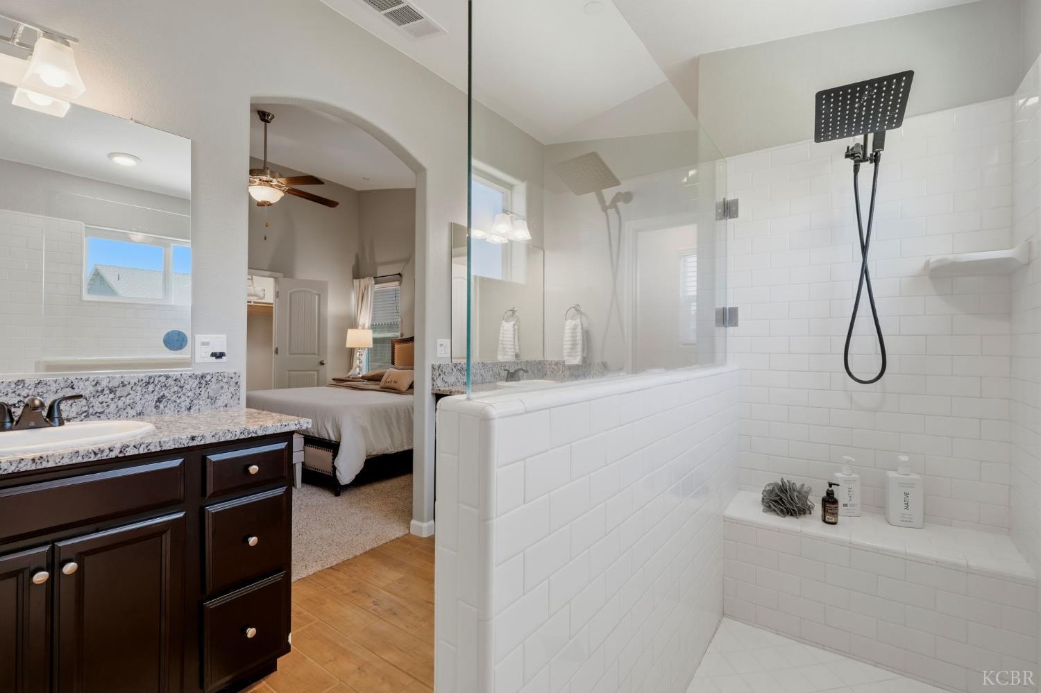 2257 W Mallard Way, Hanford, CA 93230