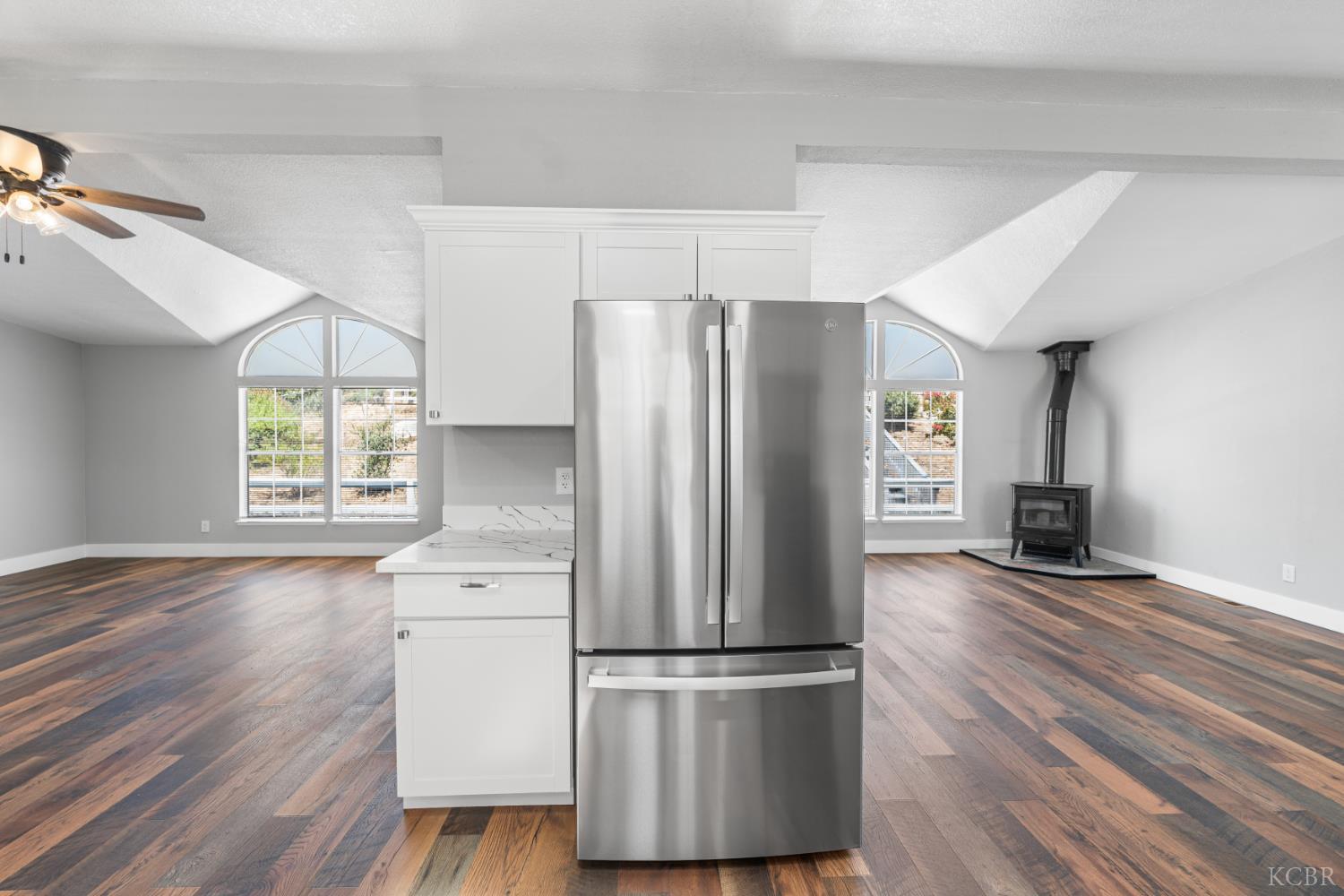 5002 Little John Rd, Copperopolis, CA 95228