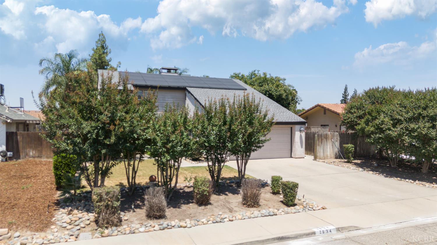 2934 W Cherry Ave, Visalia, CA 93277