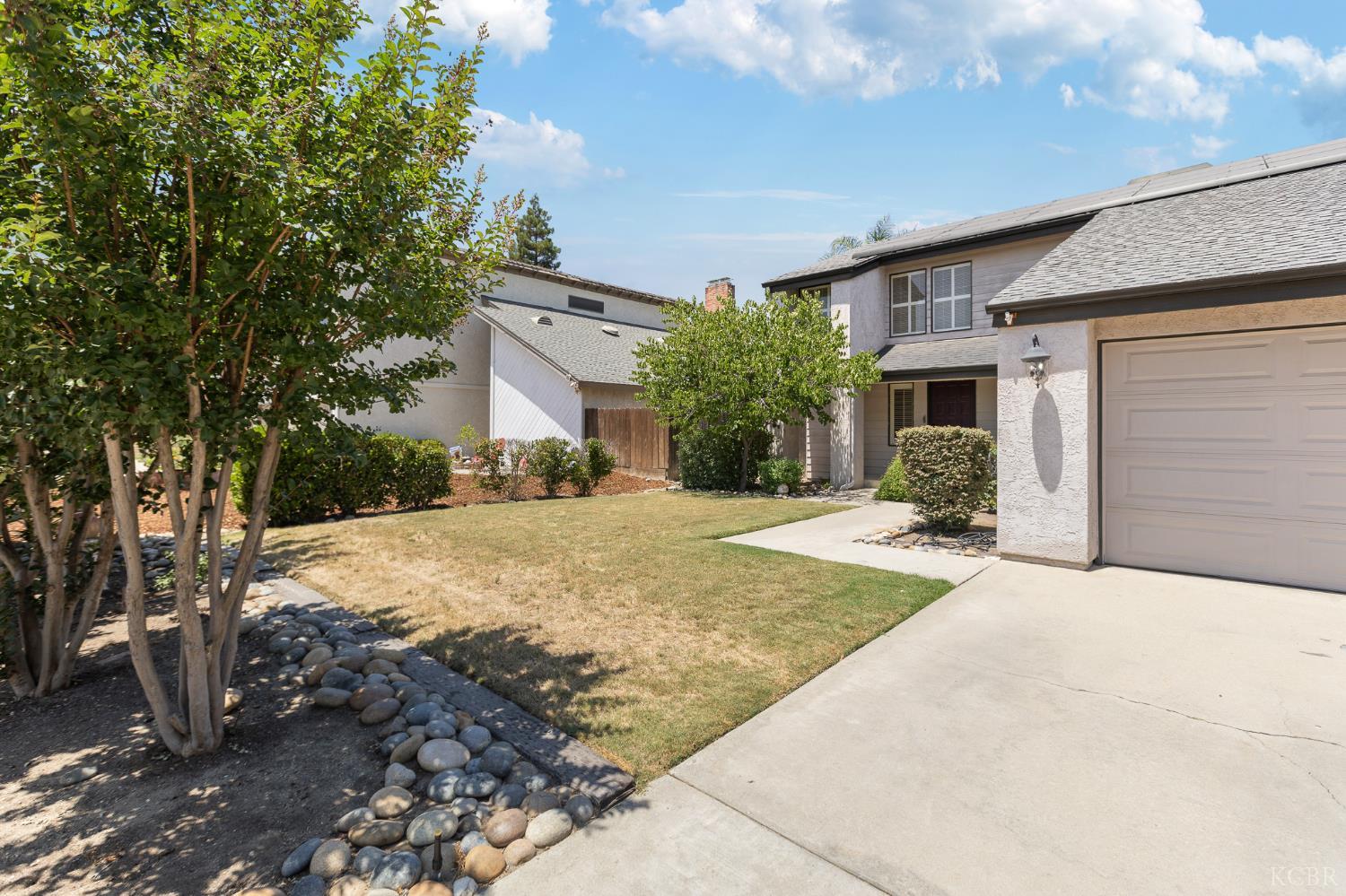 2934 W Cherry Ave, Visalia, CA 93277