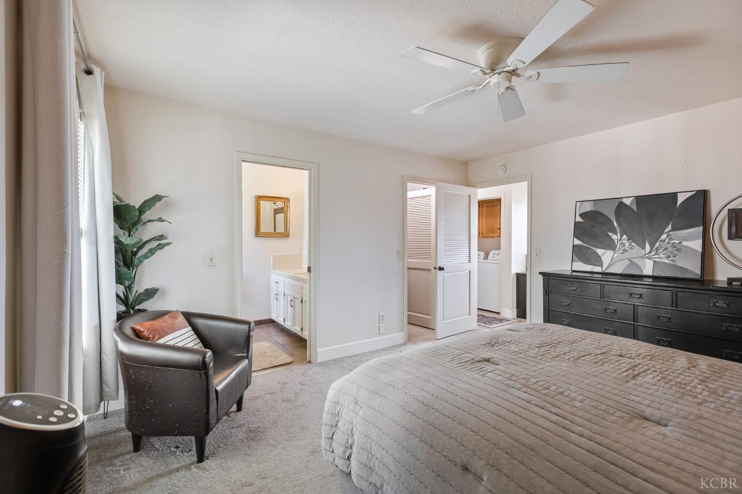2934 W Cherry Ave, Visalia, CA 93277