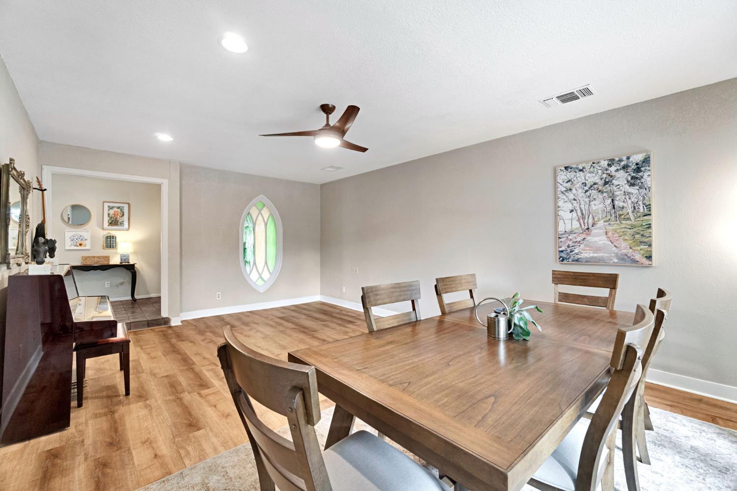 1643 W Bullard Ave W, Fresno, CA 93711