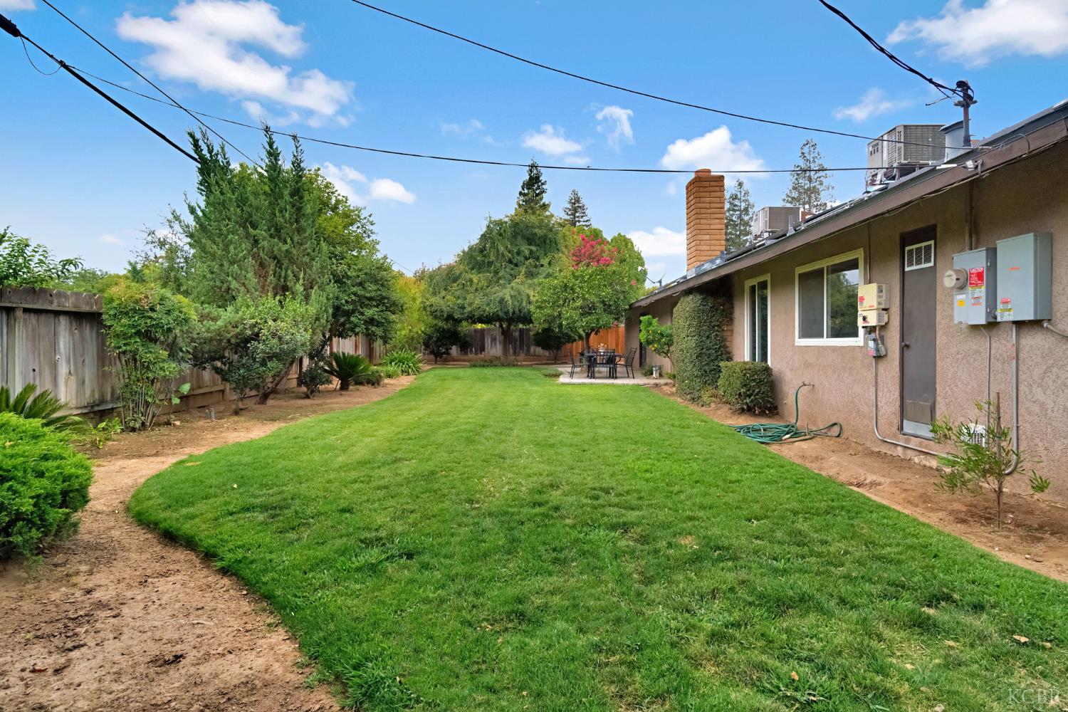 1643 W Bullard Ave W, Fresno, CA 93711
