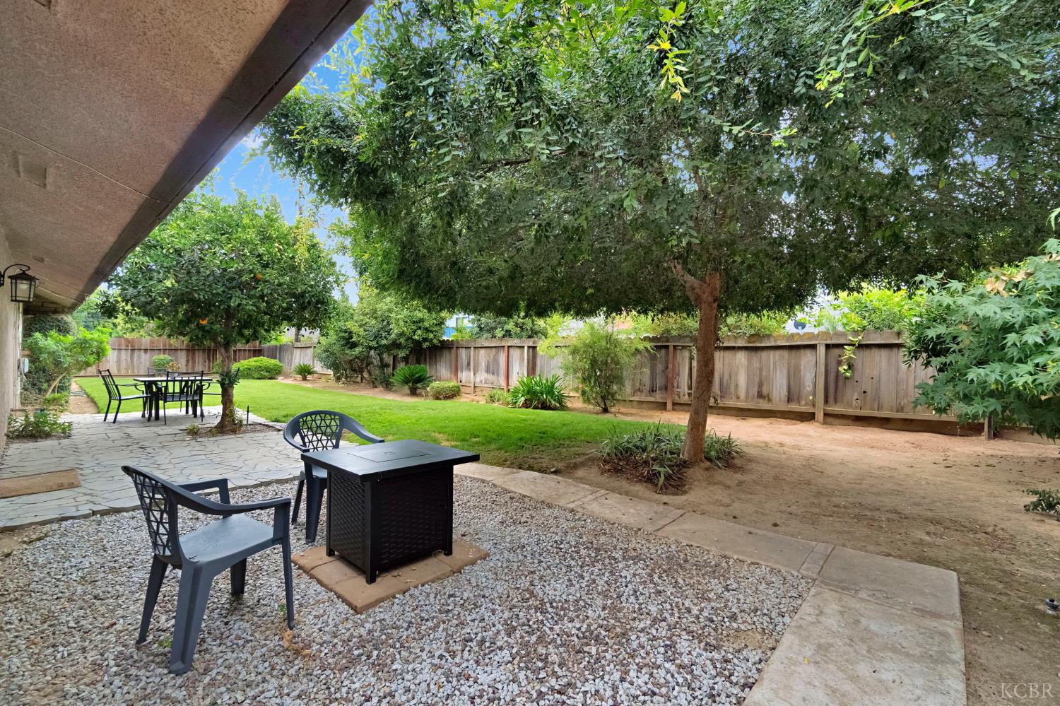 1643 W Bullard Ave W, Fresno, CA 93711
