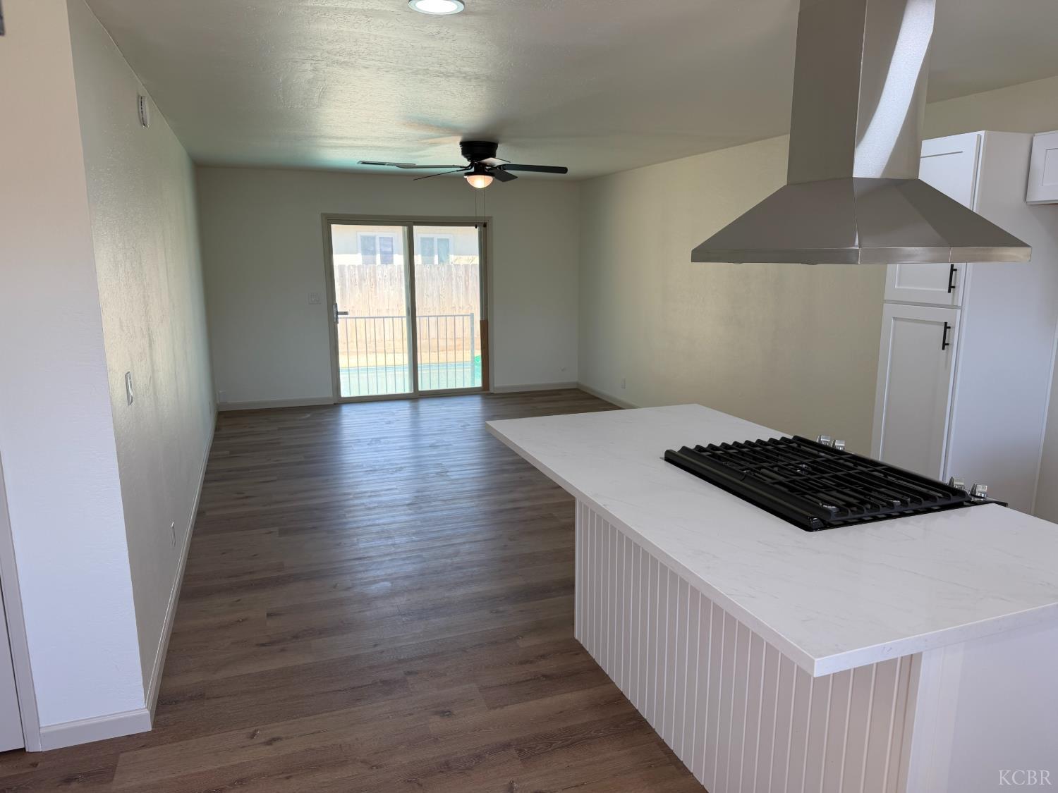 129 Vine St, Lemoore, CA 93245