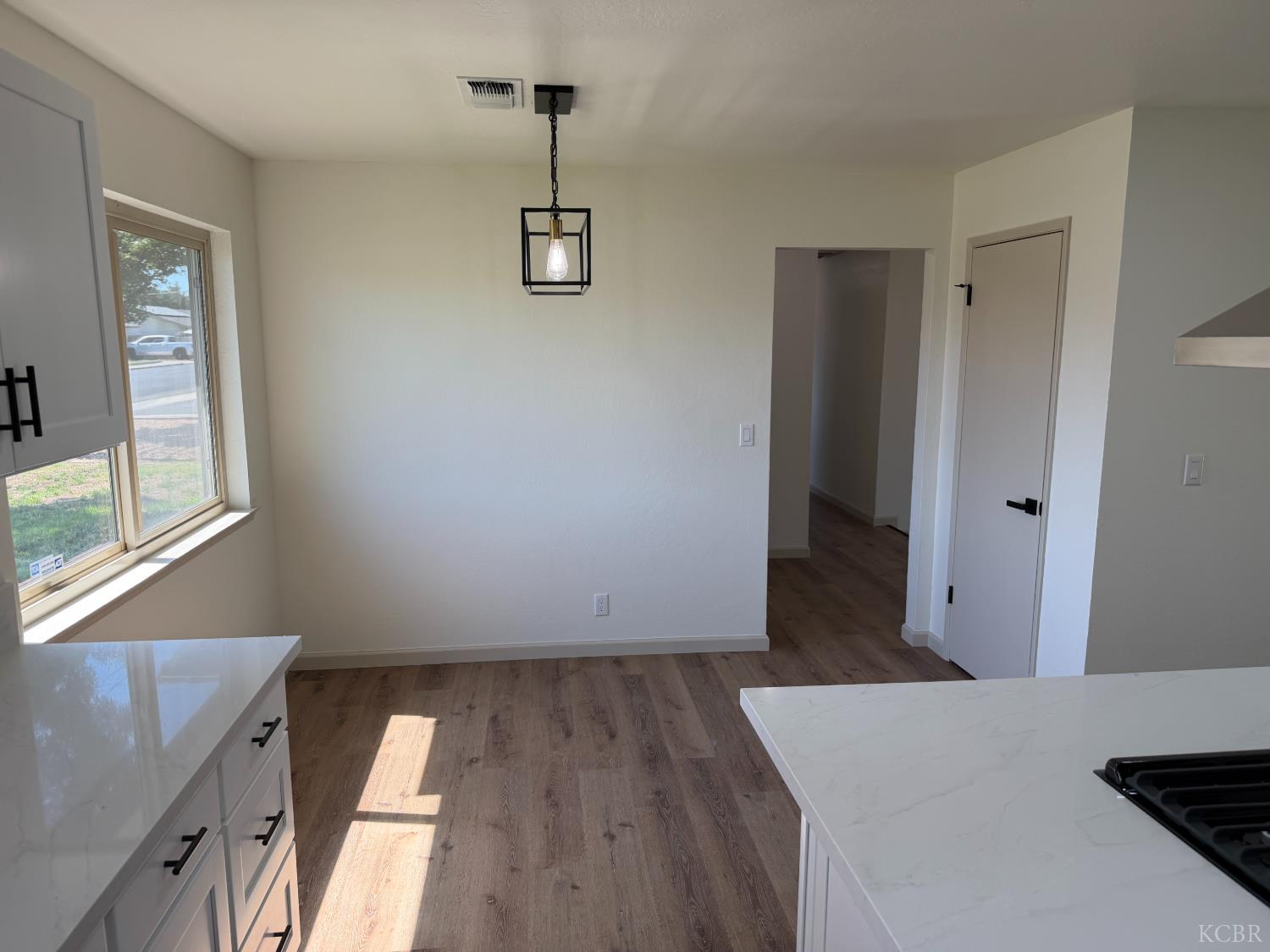 129 Vine St, Lemoore, CA 93245