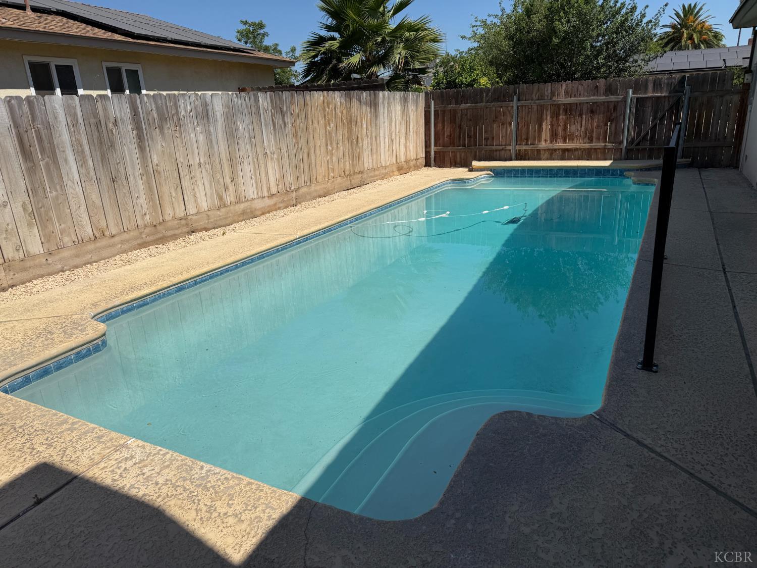 129 Vine St, Lemoore, CA 93245