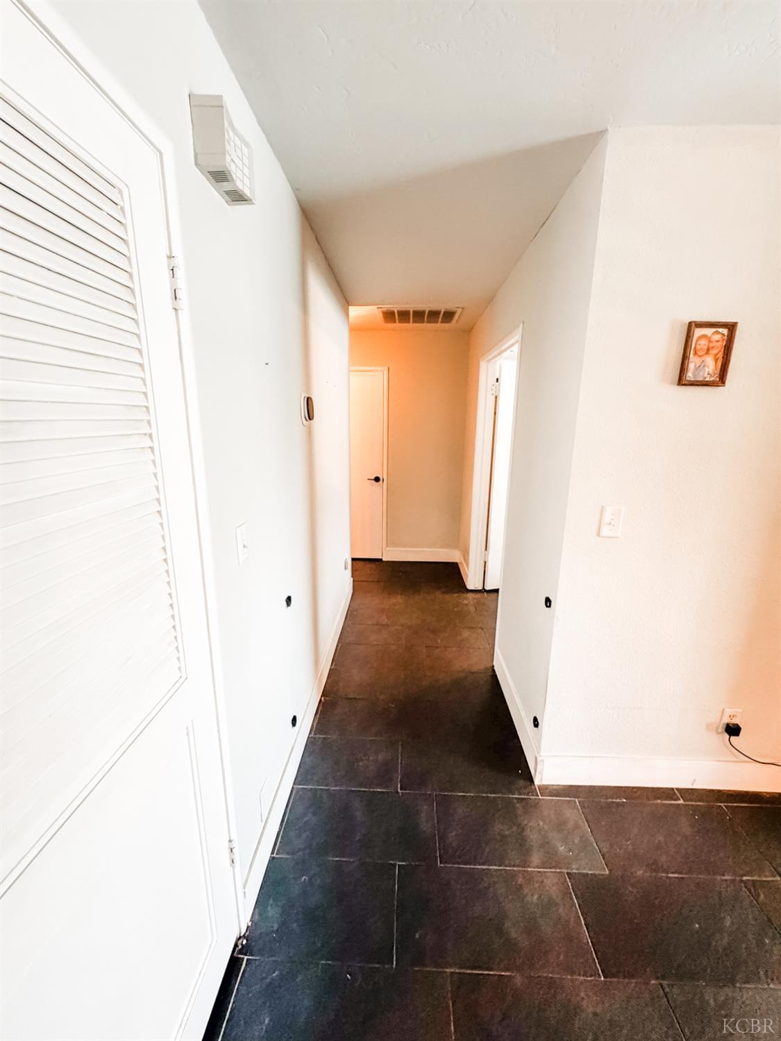 161 W Glendale Ave, Lemoore, CA 93245