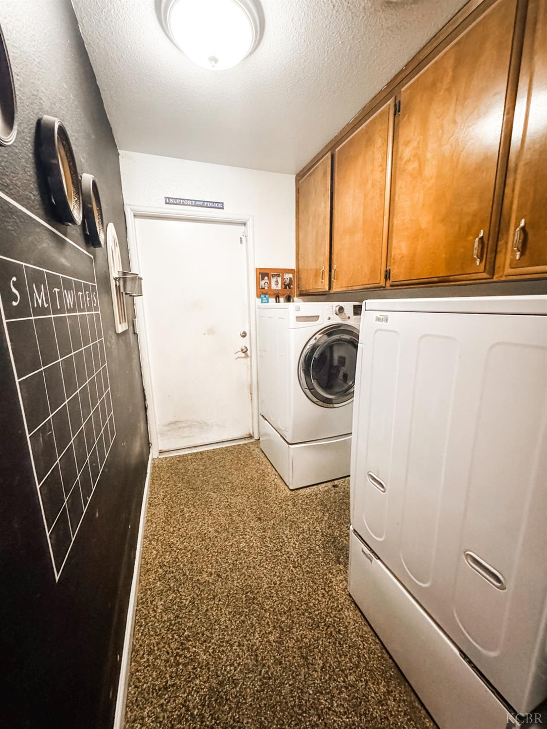 161 W Glendale Ave, Lemoore, CA 93245