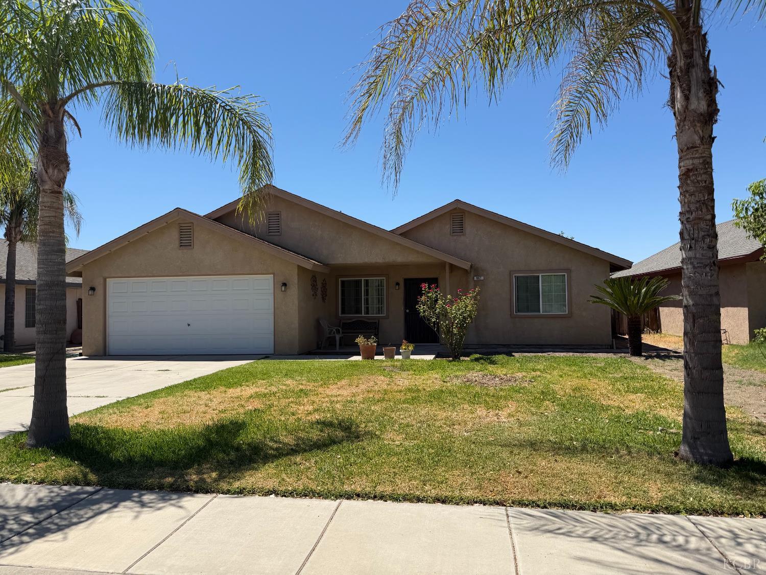 967 Mariposa Ave, Corcoran, CA 93212