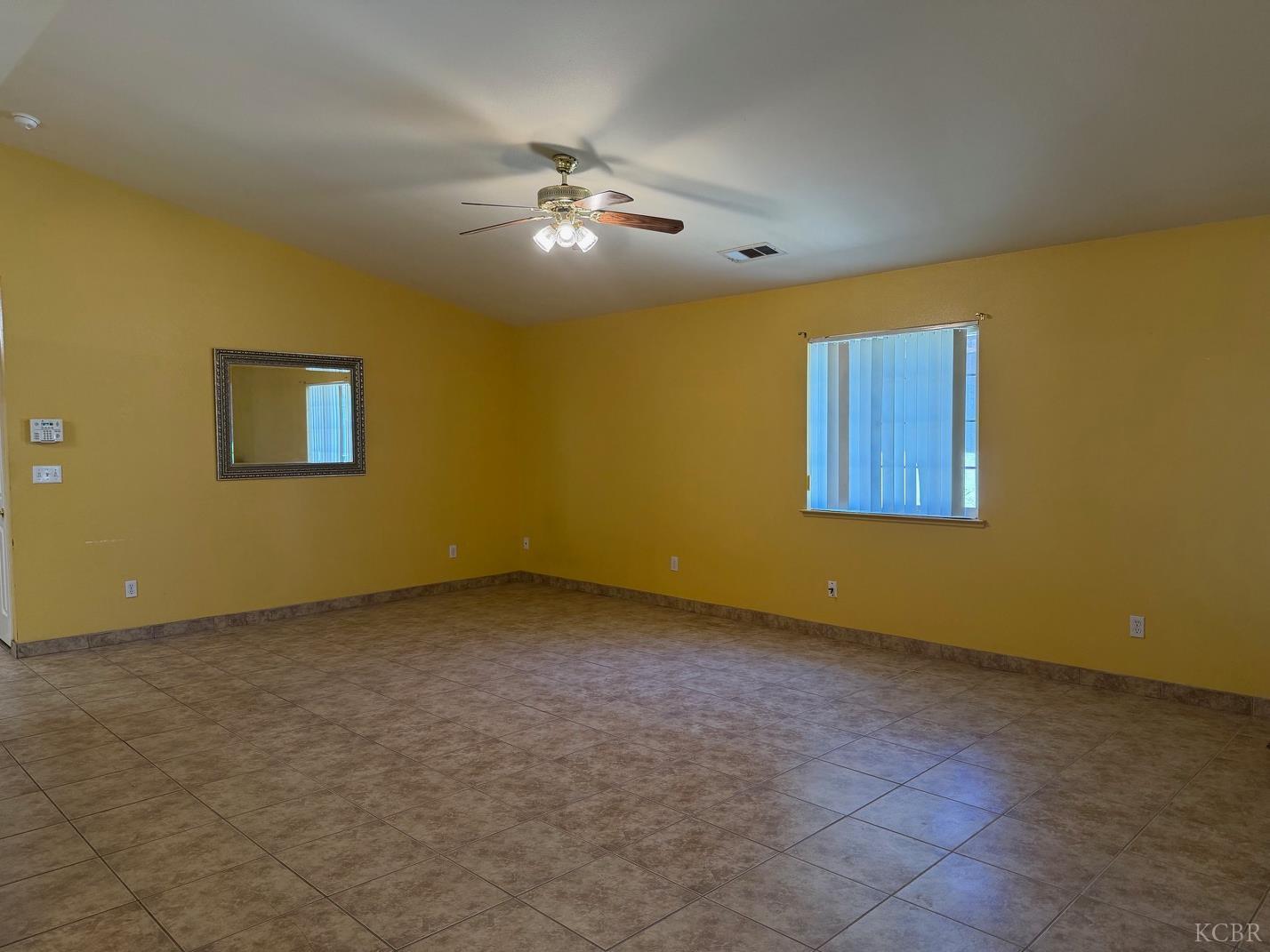 967 Mariposa Ave, Corcoran, CA 93212