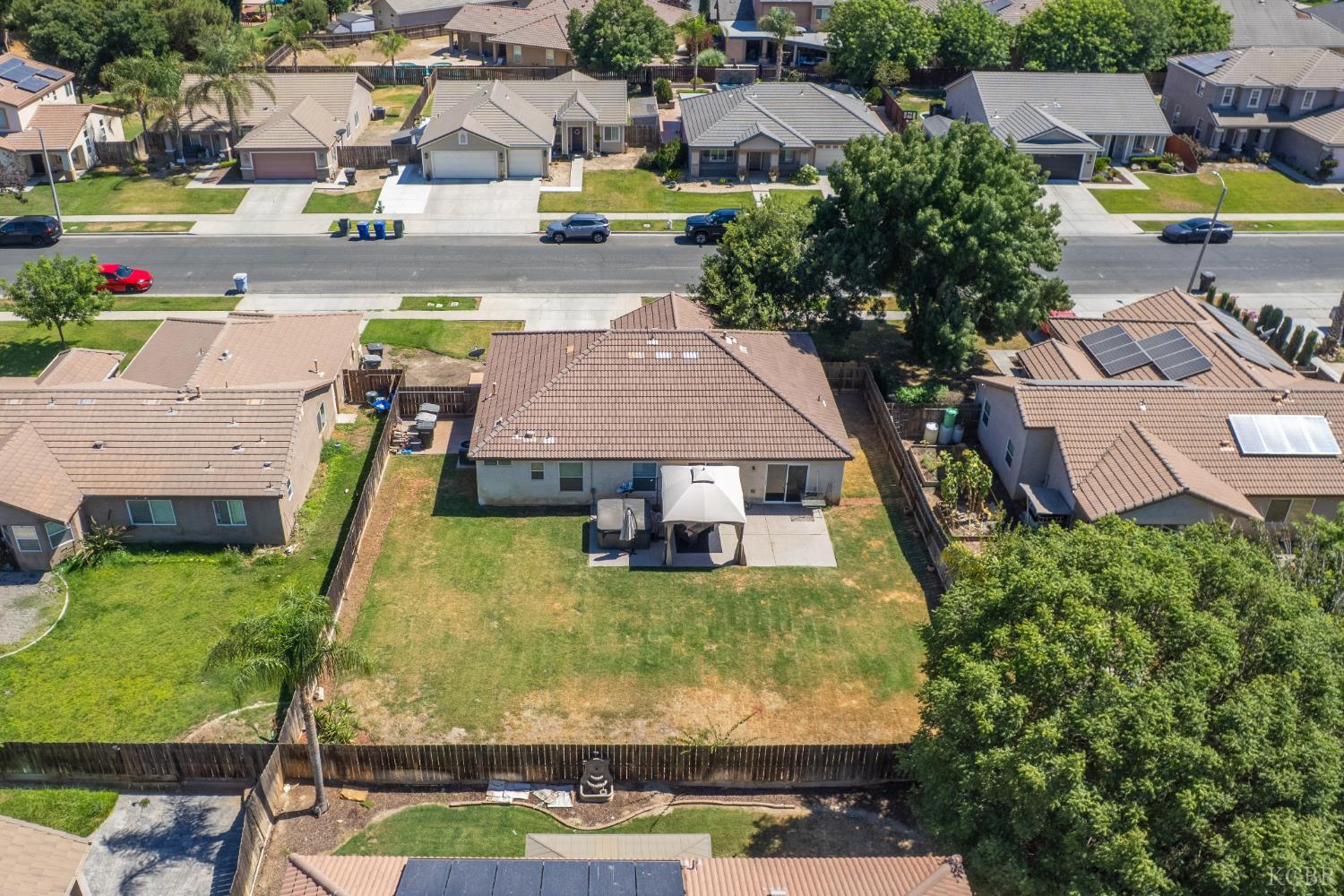 1386 W Chianti Way, Hanford, CA 93232