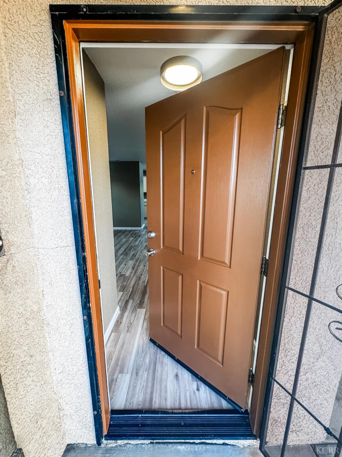 1187 E Donnybrook Pl, Hanford, CA 93230