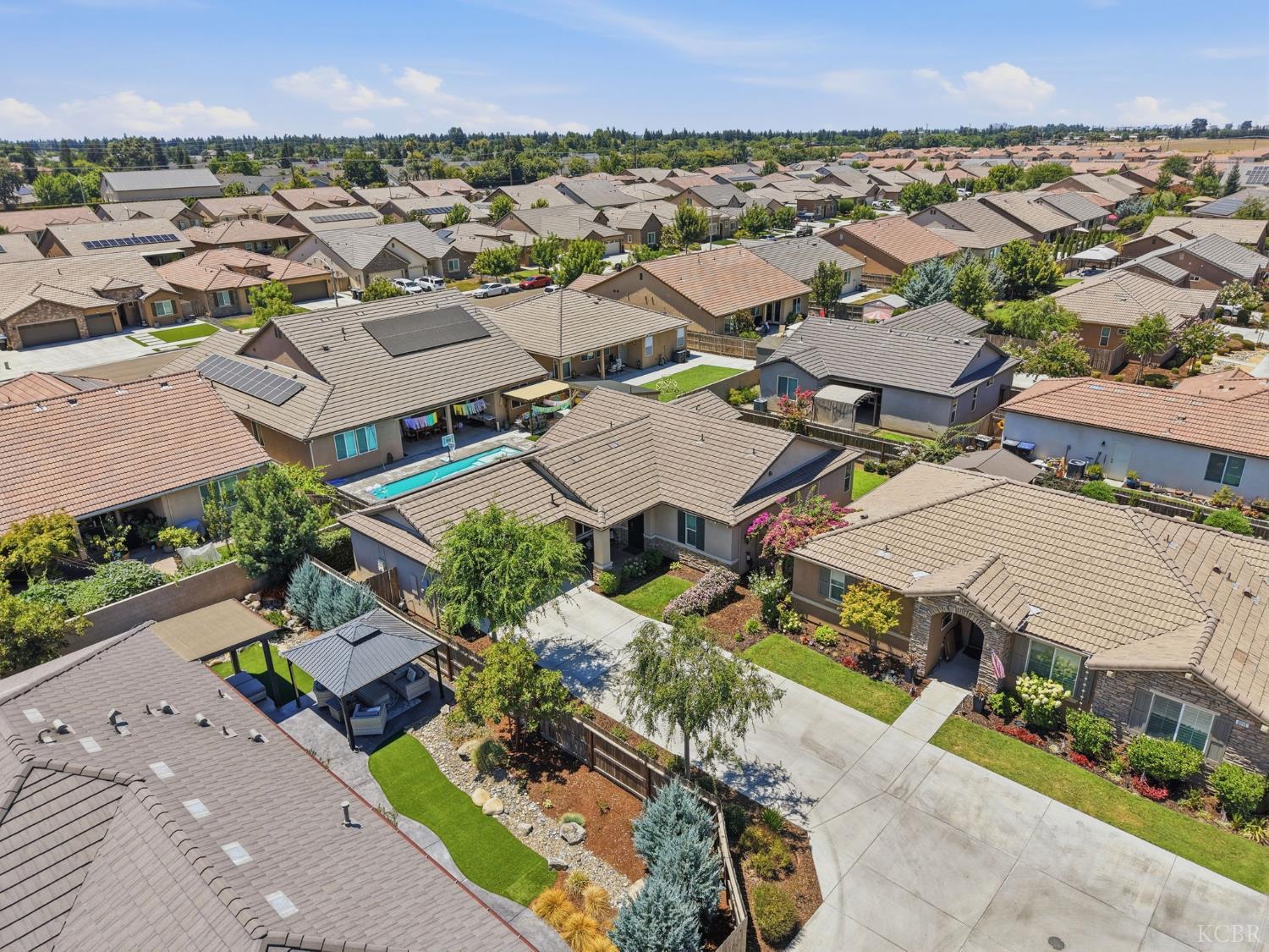 3207 N Kent St, Visalia, CA 93291