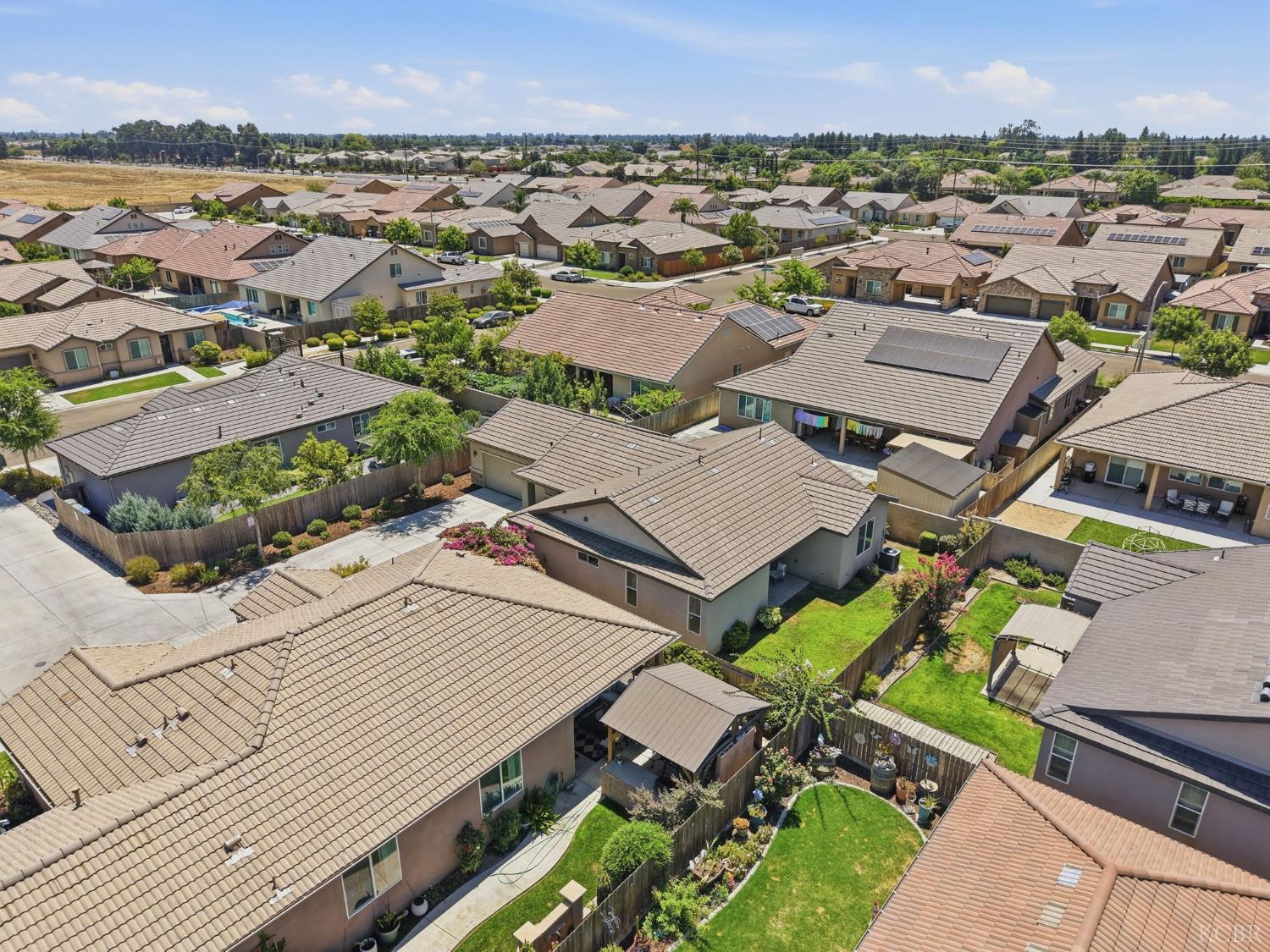 3207 N Kent St, Visalia, CA 93291