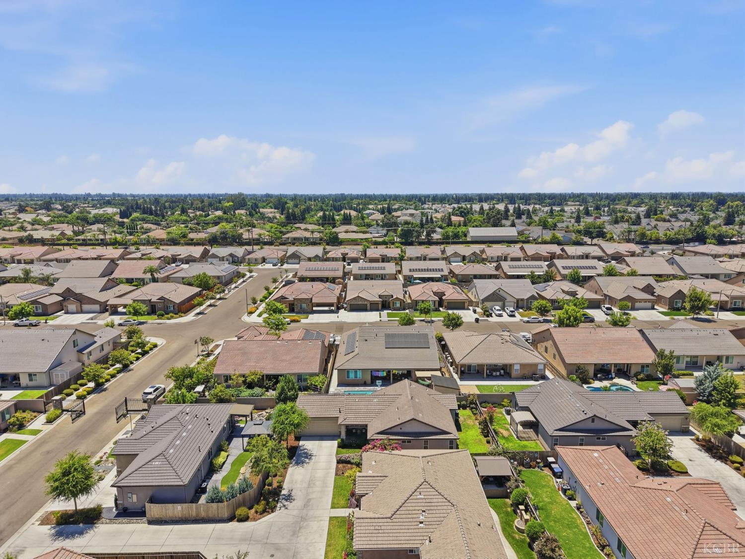 3207 N Kent St, Visalia, CA 93291