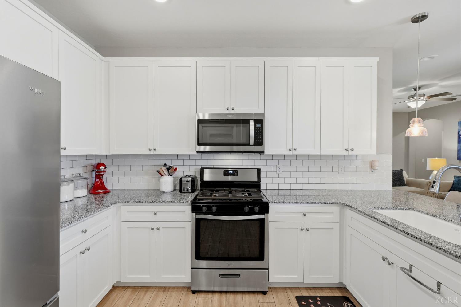 3207 N Kent St, Visalia, CA 93291