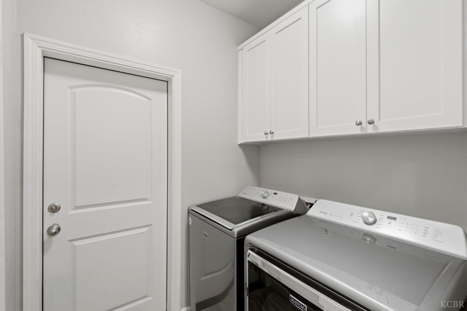 3207 N Kent St, Visalia, CA 93291