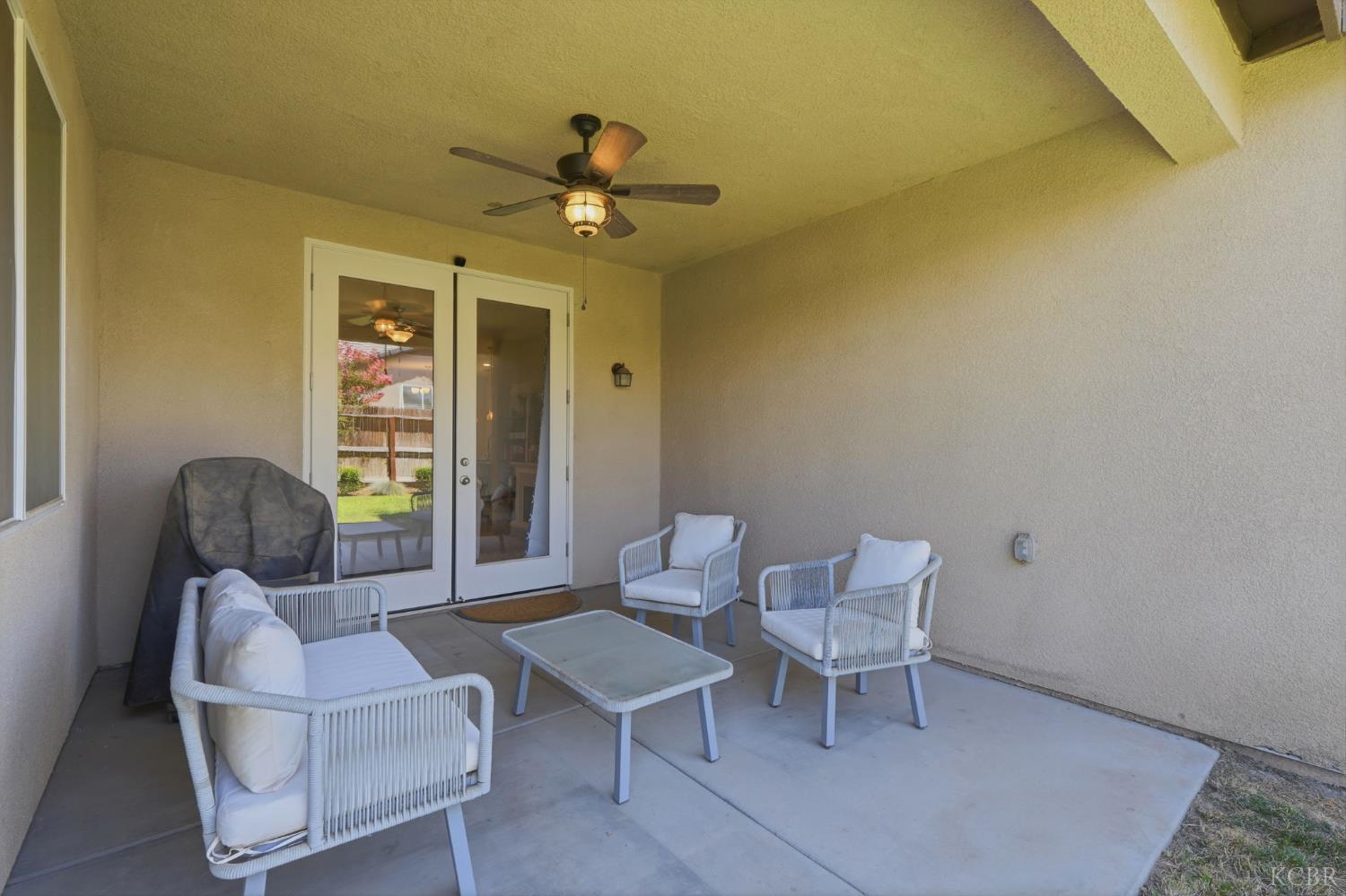 3207 N Kent St, Visalia, CA 93291