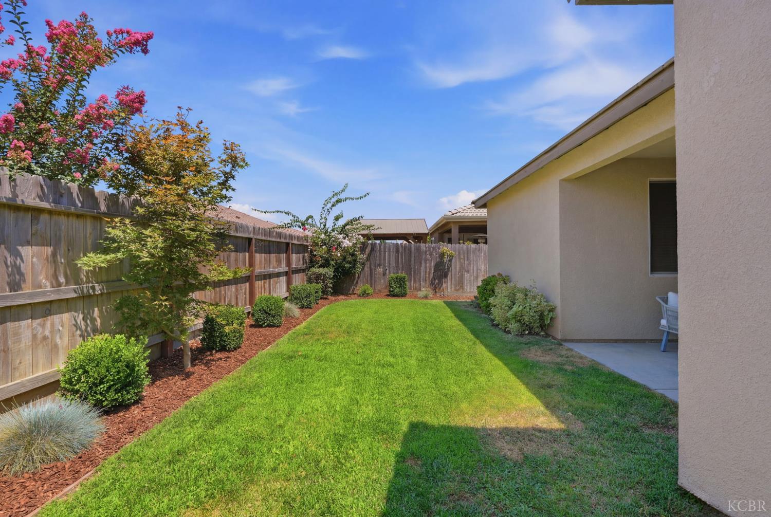 3207 N Kent St, Visalia, CA 93291