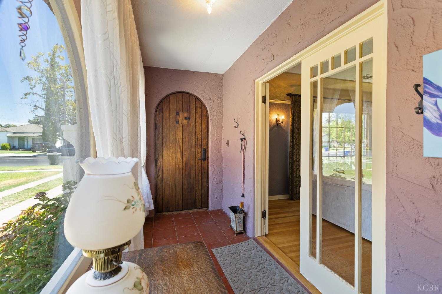 1420 N Irwin St, Hanford, CA 93230