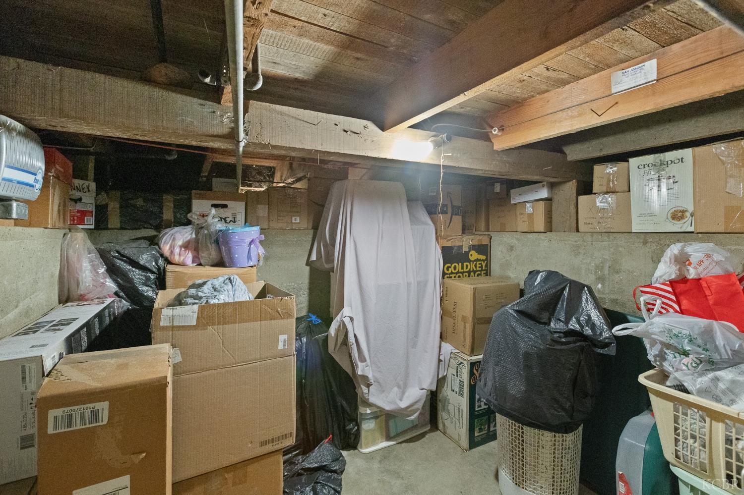1420 N Irwin St, Hanford, CA 93230